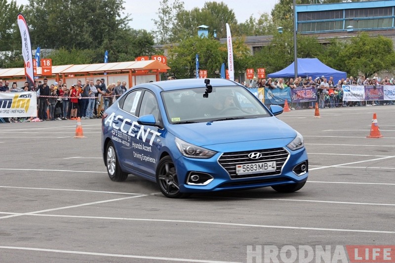 ФОТА: віртуозы руля з розных гарадоў Беларусі спаборнічалі ў Гродне ФОТА: віртуозы руля з розных гарадоў Беларусі спаборнічалі ў Гродне