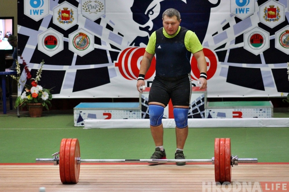 «Я нанава пачынаю кар'еру». Цяжкаатлет Арамнаў стаў лепшым у Гродне і марыць зноў адправіцца на Алімпіяду