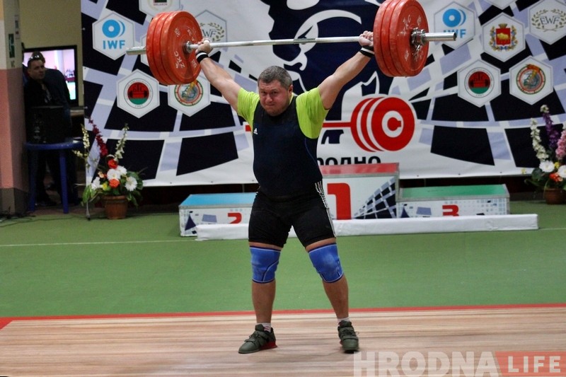 Лепшыя цяжкаатлеты краіны змагаліся ў Гродне за пуцёўкі на чэмпіянаты Еўропы і свету Лепшыя цяжкаатлеты краіны змагаліся ў Гродне за пуцёўкі на чэмпіянаты Еўропы і свету