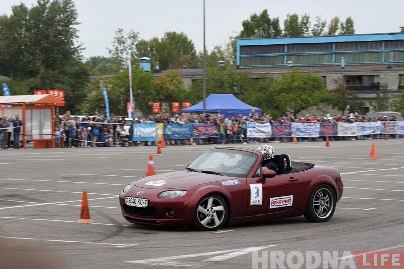 ФОТА: віртуозы руля з розных гарадоў Беларусі спаборнічалі ў Гродне ФОТА: віртуозы руля з розных гарадоў Беларусі спаборнічалі ў Гродне
