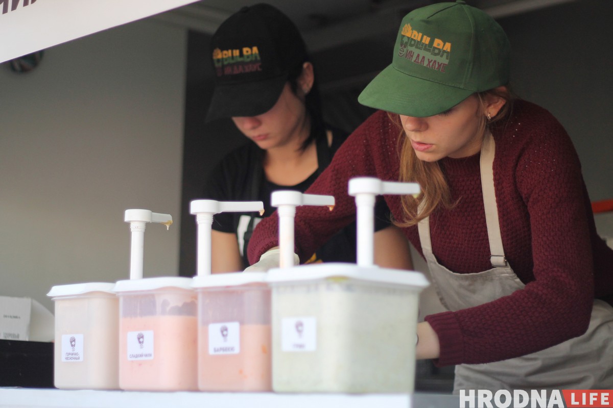 Vulitsa Ezha ў Гродне: глядзіце, якога фаст-фуду не хапае гораду (+шмат фота з фэсту)