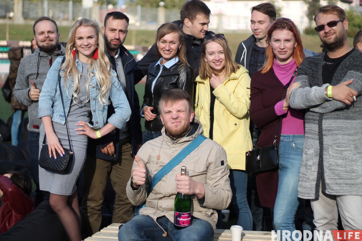 Vulitsa Ezha ў Гродне: глядзіце, якога фаст-фуду не хапае гораду (+шмат фота з фэсту) Vulitsa Ezha ў Гродне: глядзіце, якога фаст-фуду не хапае гораду (+шмат фота з фэсту)
