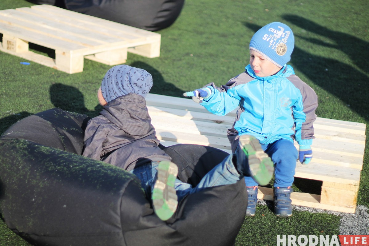Vulitsa Ezha ў Гродне: глядзіце, якога фаст-фуду не хапае гораду (+шмат фота з фэсту) Vulitsa Ezha ў Гродне: глядзіце, якога фаст-фуду не хапае гораду (+шмат фота з фэсту)