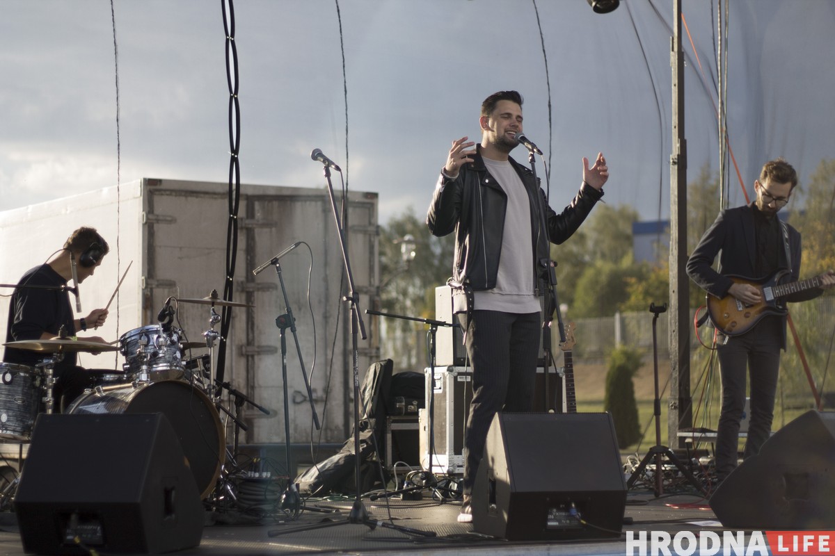 Vulitsa Ezha ў Гродне: глядзіце, якога фаст-фуду не хапае гораду (+шмат фота з фэсту) Vulitsa Ezha ў Гродне: глядзіце, якога фаст-фуду не хапае гораду (+шмат фота з фэсту)