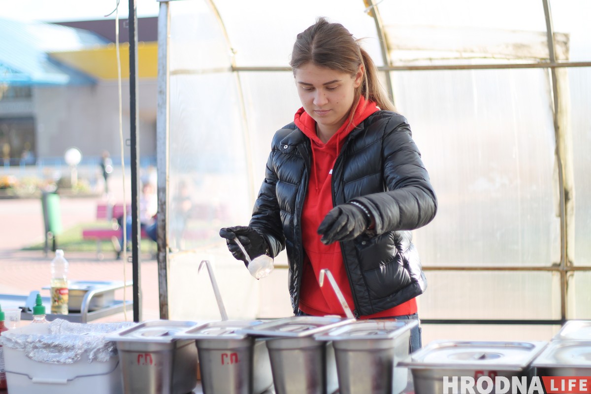 Vulitsa Ezha ў Гродне: глядзіце, якога фаст-фуду не хапае гораду (+шмат фота з фэсту) Vulitsa Ezha ў Гродне: глядзіце, якога фаст-фуду не хапае гораду (+шмат фота з фэсту)