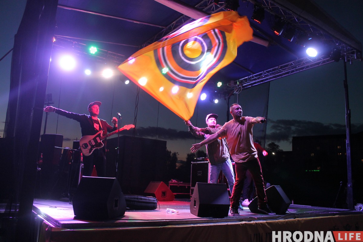 Vulitsa Ezha ў Гродне: глядзіце, якога фаст-фуду не хапае гораду (+шмат фота з фэсту) Vulitsa Ezha ў Гродне: глядзіце, якога фаст-фуду не хапае гораду (+шмат фота з фэсту)