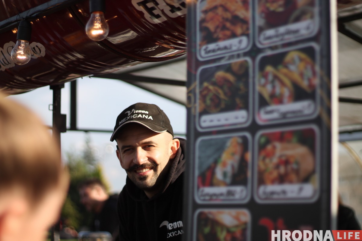 Vulitsa Ezha ў Гродне: глядзіце, якога фаст-фуду не хапае гораду (+шмат фота з фэсту) Vulitsa Ezha ў Гродне: глядзіце, якога фаст-фуду не хапае гораду (+шмат фота з фэсту)