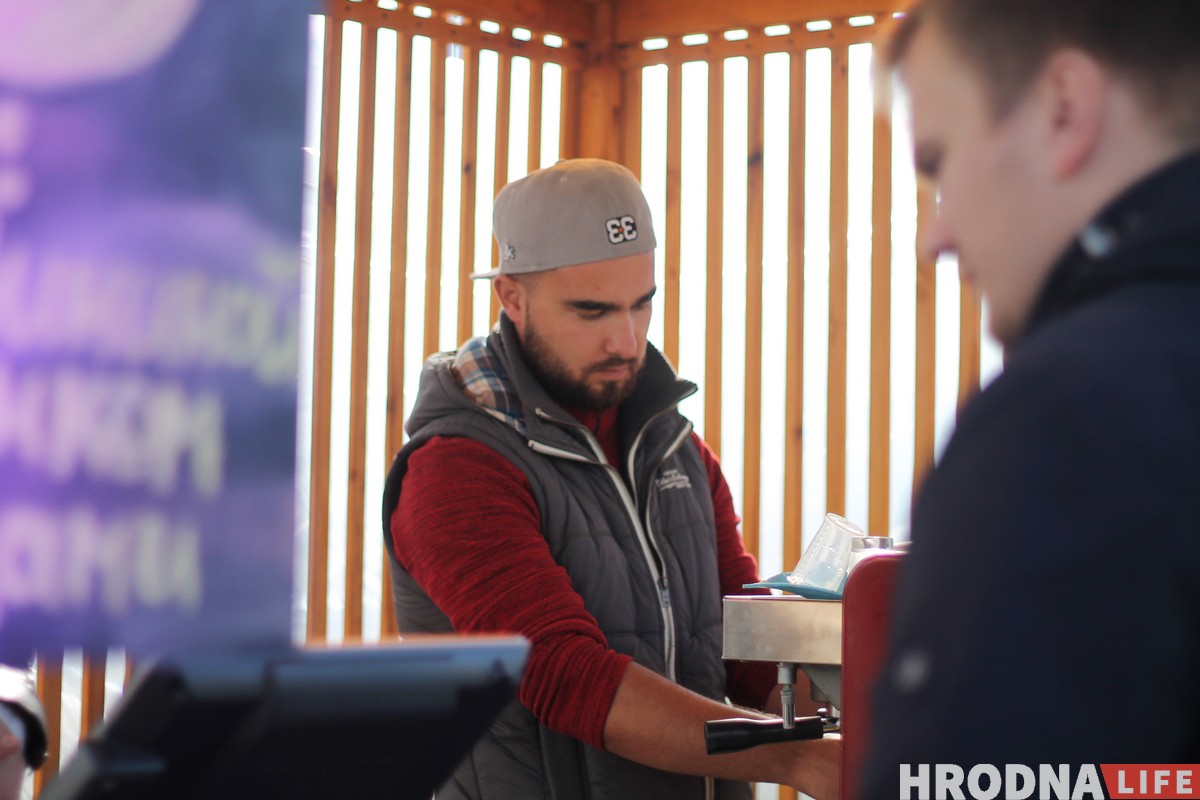 Vulitsa Ezha ў Гродне: глядзіце, якога фаст-фуду не хапае гораду (+шмат фота з фэсту) Vulitsa Ezha ў Гродне: глядзіце, якога фаст-фуду не хапае гораду (+шмат фота з фэсту)
