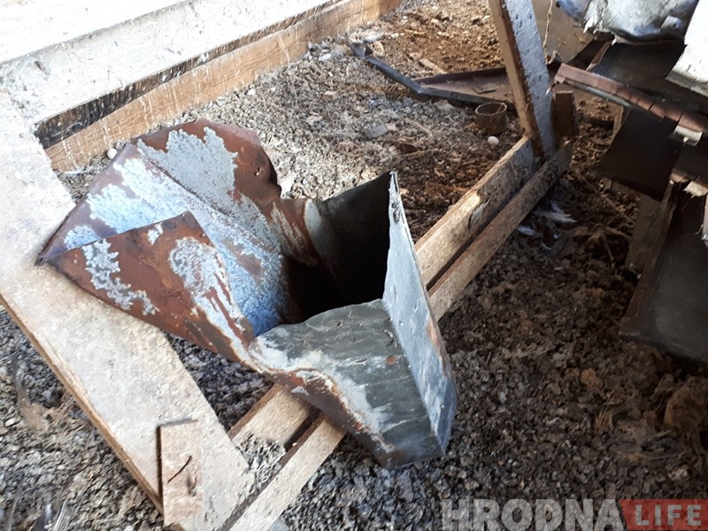 Глядзіце, якое цікавае кляймо знайшлі на даху аднаго са старых дамоў у Гродне Глядзіце, якое цікавае кляймо знайшлі на даху аднаго са старых дамоў у Гродне