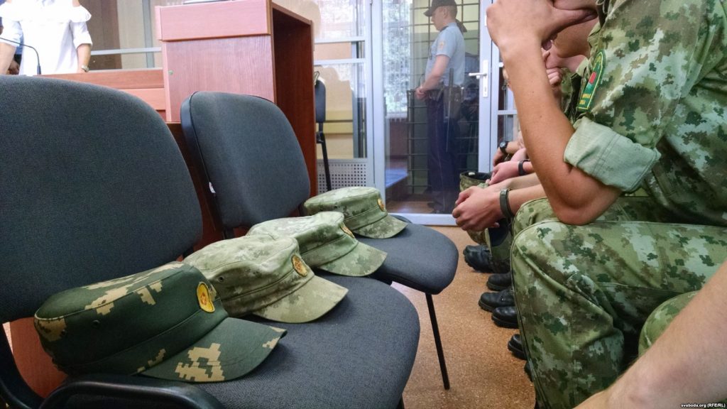 Ударыў па машонцы, скідаў з ложка. У Гродне пачаўся чарговы суд за дзедаўшчыну