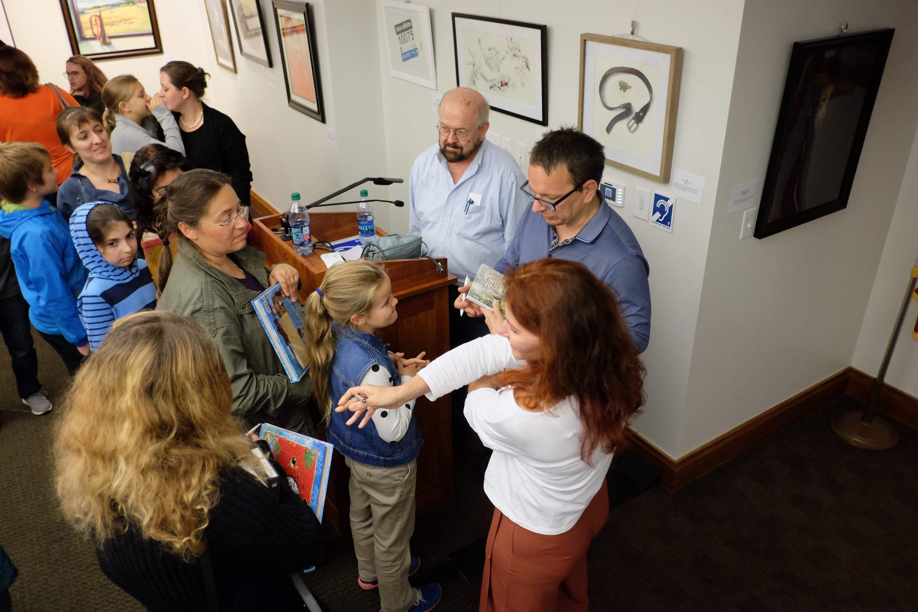 “Подростки всё знают про секс. Пора поговорить об отношениях”. Авторы книги "Грабли Сансары" рассказали, почему первый секс пришел к их героям раньше первой любви