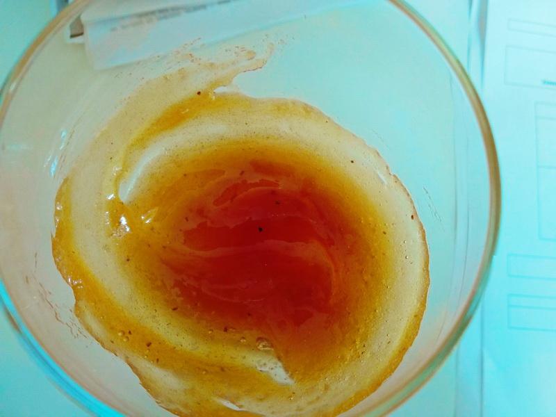 Если мёд с запахом сваренных вкрутую яиц, это нормально? Советы от единственного в Беларуси медового сомелье