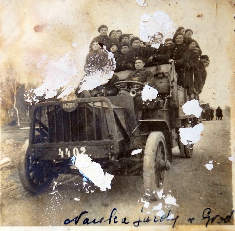 Глядзіце, які надпіс на гарышчы дома ў Гродне пакінулі салдаты ў 1930-х. Мы паспрабавалі расшыфраваць