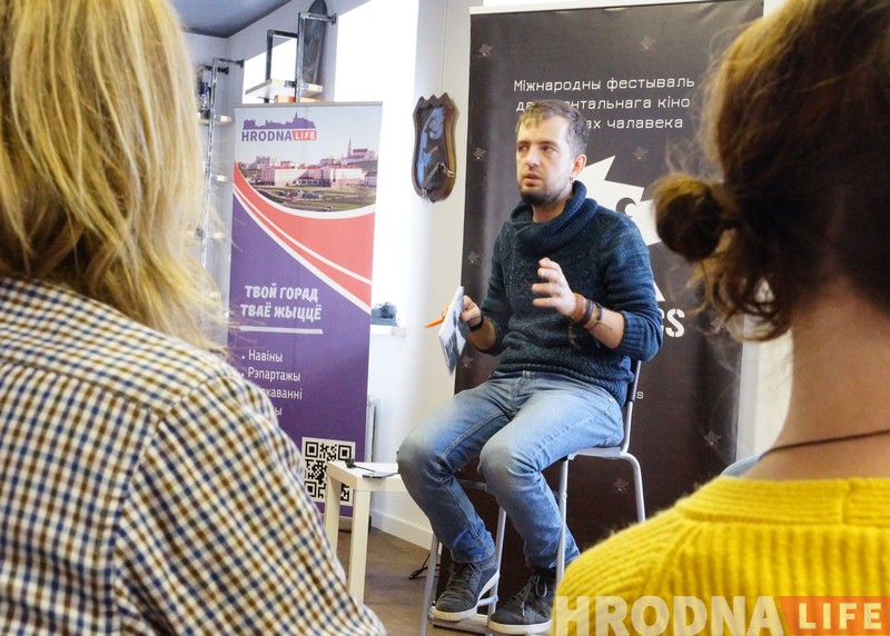 Блогер-мацершчыннік прадставіў у Гродне сваю кнігу вершаў