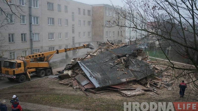 На Свердлова снесли деревянную постройку межвоенного периода