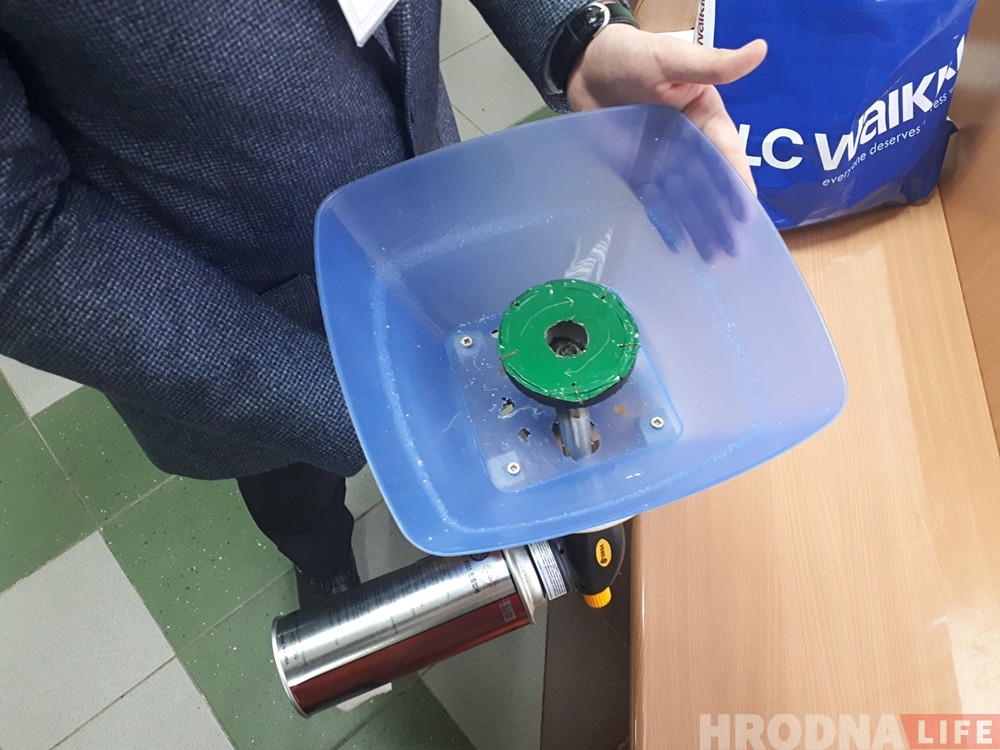 "Накармілі ўвесь клас". У Гродне гімназісты сабралі ўласны апарат для цукровай ваты "Накармілі ўвесь клас". У Гродне гімназісты сабралі ўласны апарат для цукровай ваты