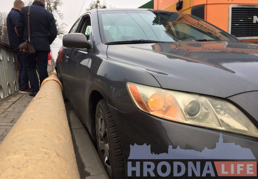 ДТЗ на Горкага: МАЗ прыціснуў легкавік