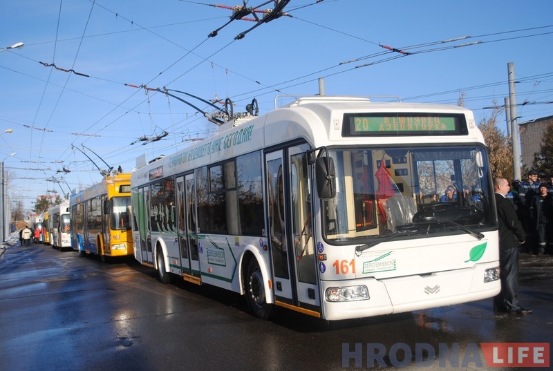 Калбасіно звяжуць з «Хімвалакно», а «Трыніці» з Альшанкай? Дырэктар «Гродзенскага тралейбуснага ўпраўлення» пра новыя маршруты, рэкламу і кантралёраў