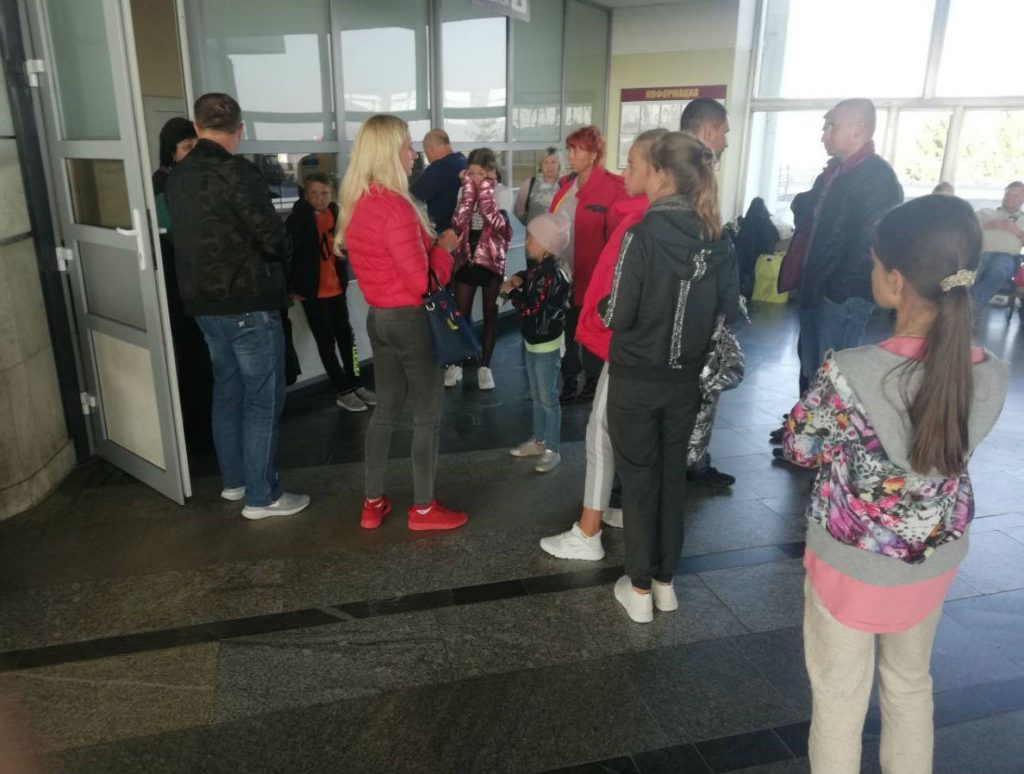 Больш за сто гродзенцаў, якія ляцелі з Егіпта, "завязлі" ў Брэсце