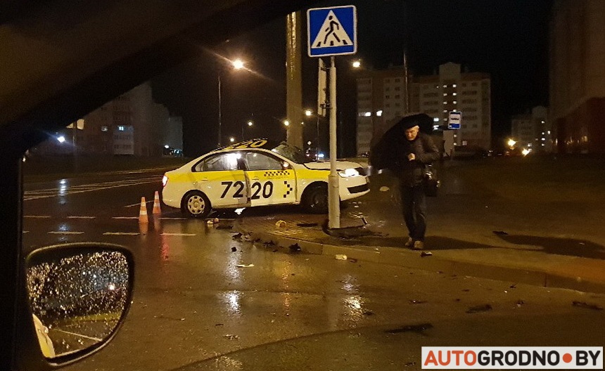 Почему гродненские такси часто попадают в аварии? Объясняют директор и таксист