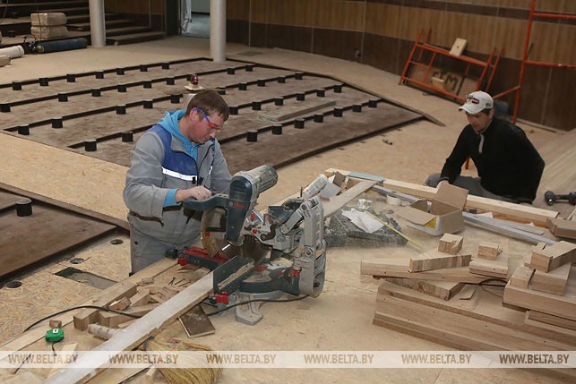 Два кафэ, рэстаран і зала на 1239 месцаў. Абласная філармонія адкрыецца ў пачатку 2019 года Два кафэ, рэстаран і зала на 1239 месцаў. Абласная філармонія адкрыецца ў пачатку 2019 года