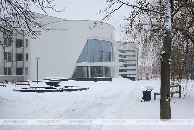 Два кафэ, рэстаран і зала на 1239 месцаў. Абласная філармонія адкрыецца ў пачатку 2019 года Два кафэ, рэстаран і зала на 1239 месцаў. Абласная філармонія адкрыецца ў пачатку 2019 года