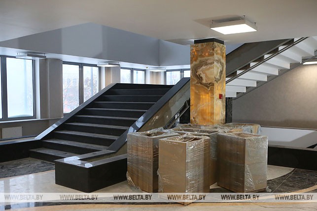 Два кафэ, рэстаран і зала на 1239 месцаў. Абласная філармонія адкрыецца ў пачатку 2019 года Два кафэ, рэстаран і зала на 1239 месцаў. Абласная філармонія адкрыецца ў пачатку 2019 года