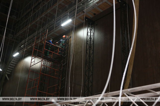 Два кафэ, рэстаран і зала на 1239 месцаў. Абласная філармонія адкрыецца ў пачатку 2019 года Два кафэ, рэстаран і зала на 1239 месцаў. Абласная філармонія адкрыецца ў пачатку 2019 года