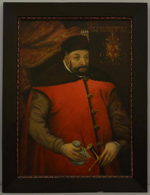 Гродненскому музею подарили портреты Батория и его жены