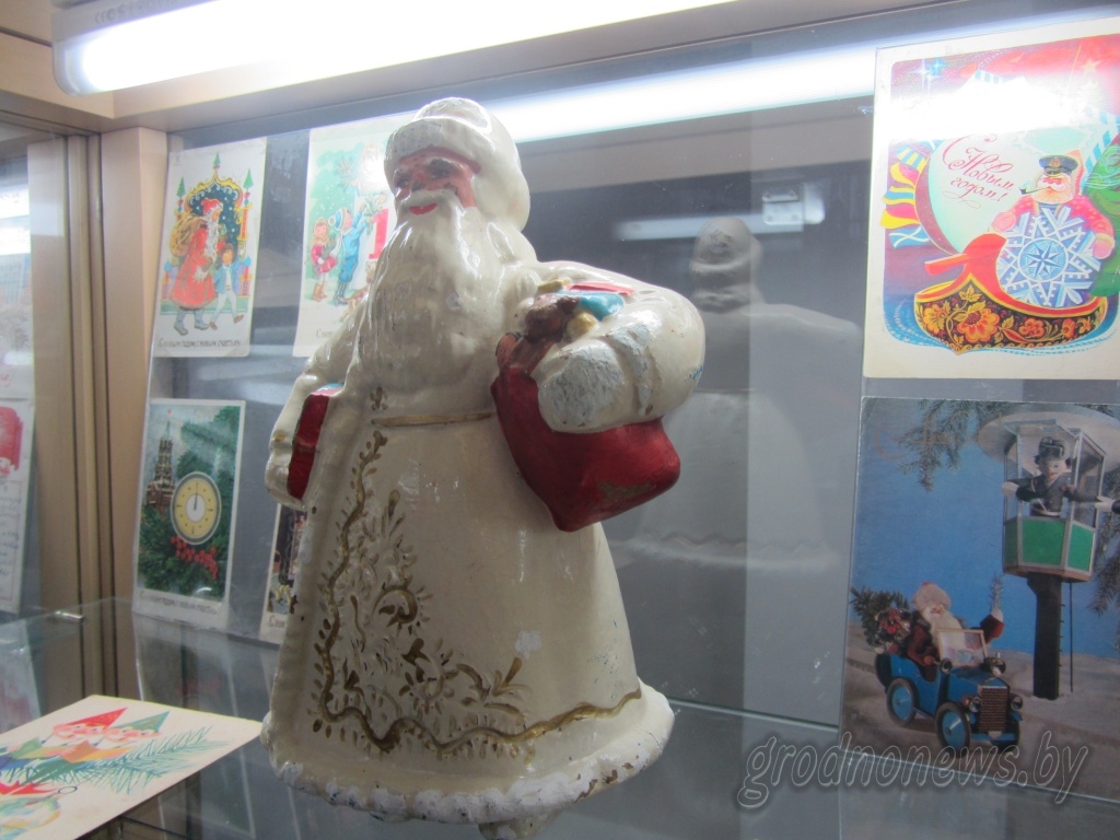 Навагодняя рэтра-выстава на 700 экспанатаў адкрылася ў Гродне