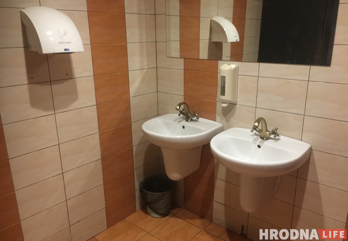 Таемны госць у гродзенскіх кавярнях: абед у “Рэтра Піца” Таемны госць у гродзенскіх кавярнях: абед у “Рэтра Піца”