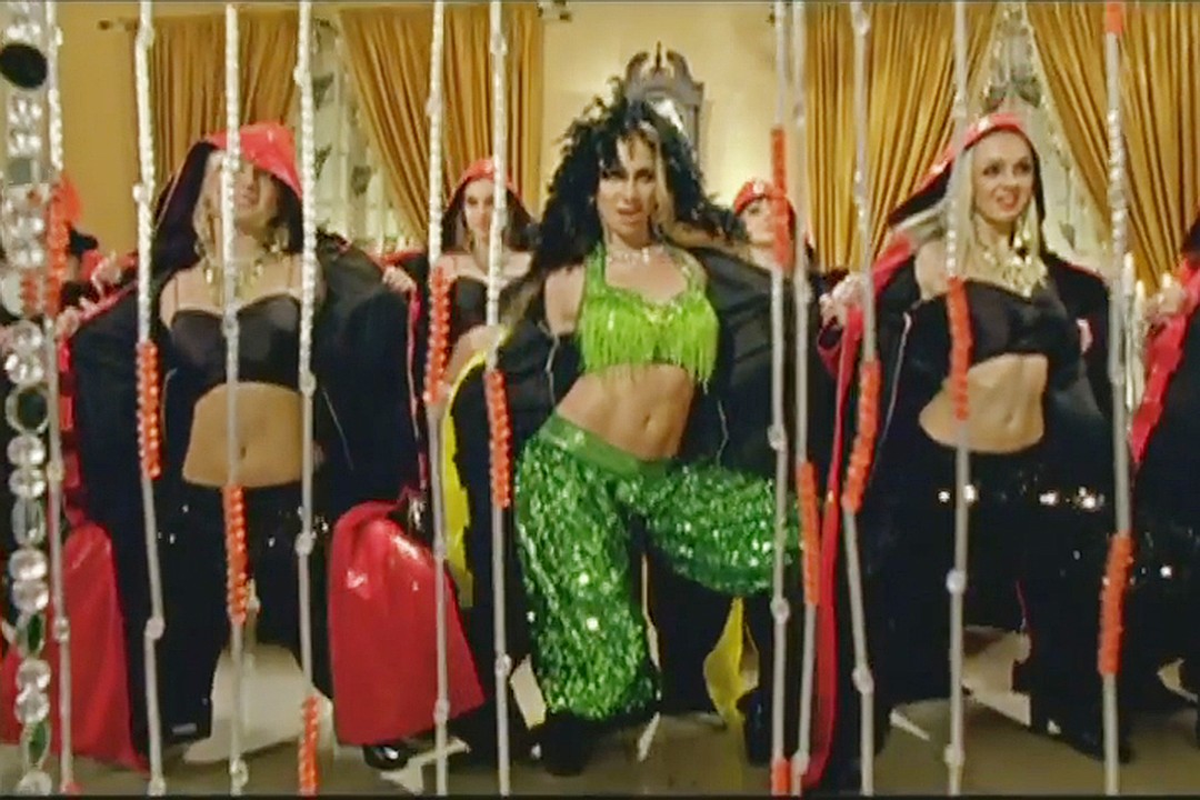 Градзенка, якая знялася ў індыйскім кіно: «У Балівуд для здымкі аднаго эпізоду сотні танцораў вязуць праз усю Румынію»