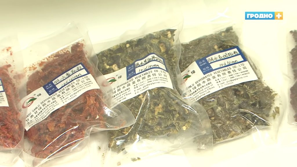 Глядзіце, якія тавары завезлі ў кітайскі выставачны цэнтр у Гродне (але іх пакуль не прадаюць)