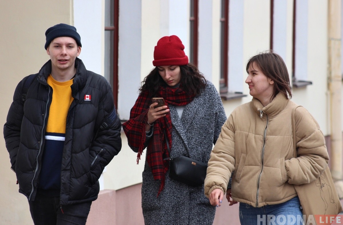 Гродненцы в последний день зимы. Фото