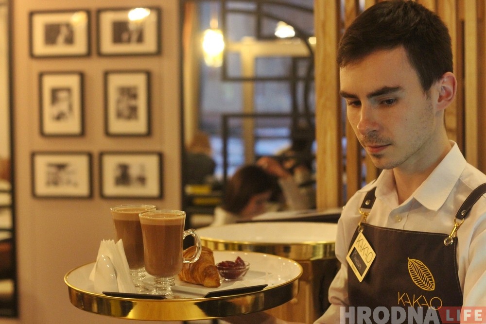 На Будзёнага адкрылася кавярня "Какао": там шмат рознага шакаладу На Будзёнага адкрылася кавярня "Какао": там шмат рознага шакаладу