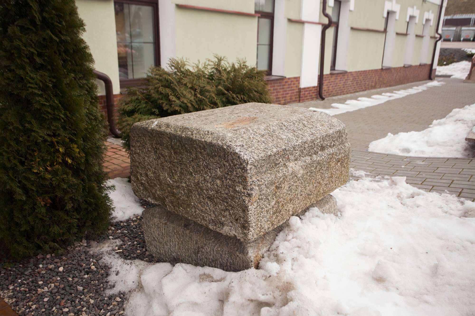 Тайна могилы офицера Шауля: что за камень нашли на берегу Немана?