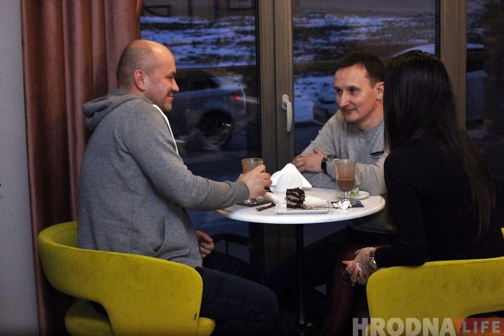 На Будзёнага адкрылася кавярня "Какао": там шмат рознага шакаладу На Будзёнага адкрылася кавярня "Какао": там шмат рознага шакаладу