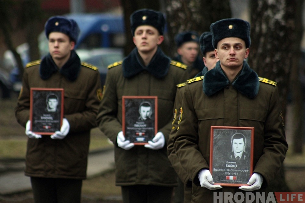 30 гадоў прайшло: памяць воінаў-інтэрнацыяналістаў ушанавалі на мітынгу ў Гродне 30 гадоў прайшло: памяць воінаў-інтэрнацыяналістаў ушанавалі на мітынгу ў Гродне