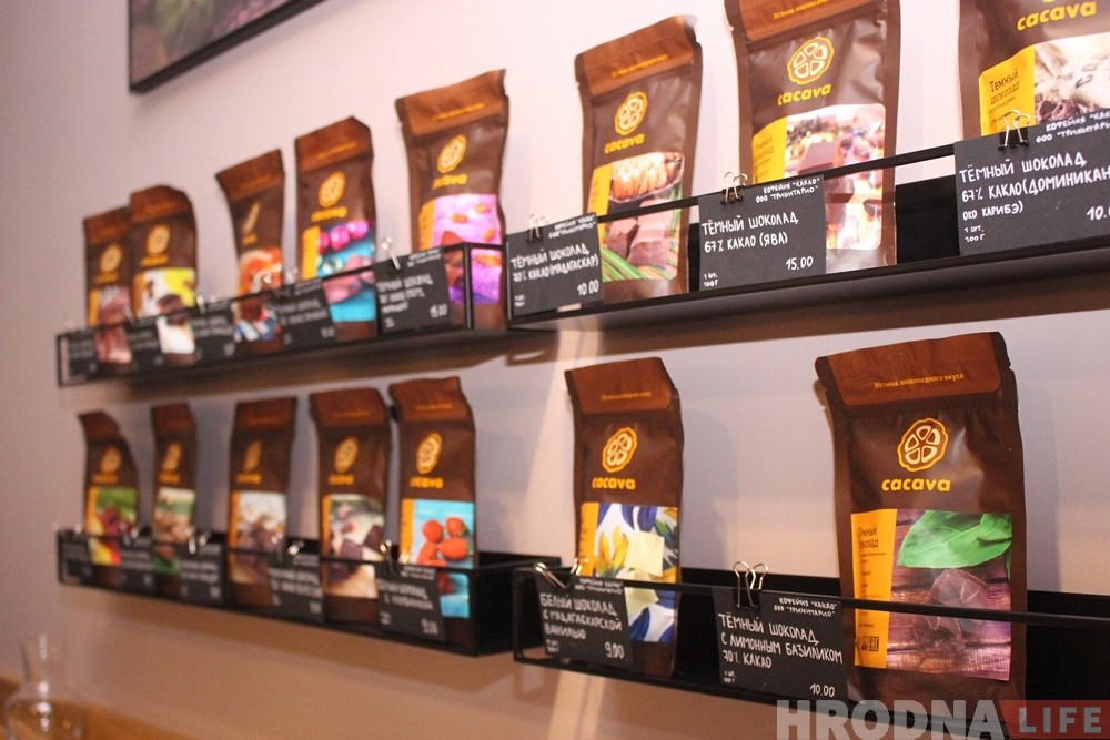 На Будзёнага адкрылася кавярня "Какао": там шмат рознага шакаладу На Будзёнага адкрылася кавярня "Какао": там шмат рознага шакаладу