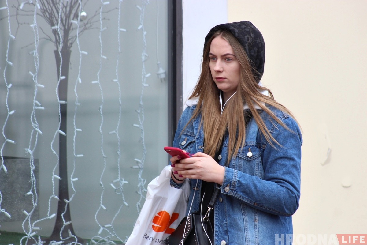 Гродненцы в последний день зимы. Фото