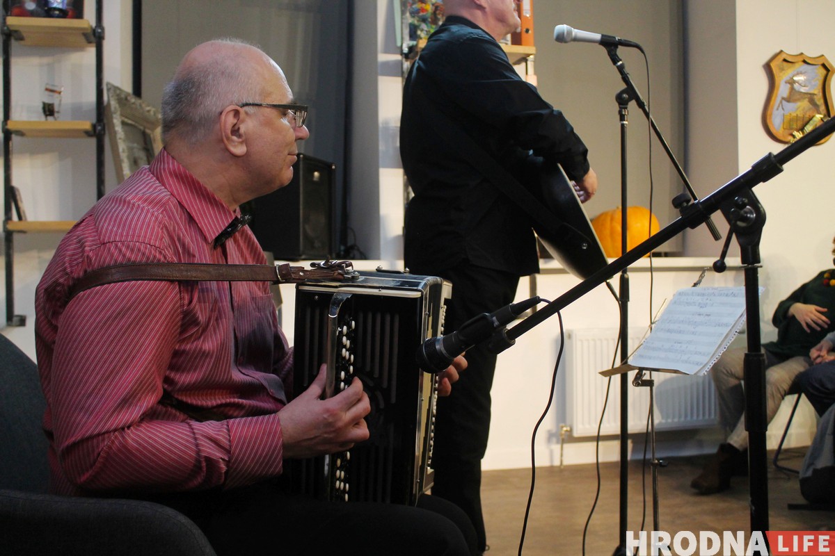 Віктар Шалкевіч сабраў на канцэрце ў Гродне каля 200 чалавек Віктар Шалкевіч сабраў на канцэрце ў Гродне каля 200 чалавек