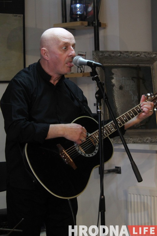 Віктар Шалкевіч сабраў на канцэрце ў Гродне каля 200 чалавек Віктар Шалкевіч сабраў на канцэрце ў Гродне каля 200 чалавек