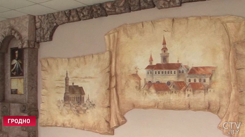 В гродненской гимназии создают масштабное "панно времени" с символами города