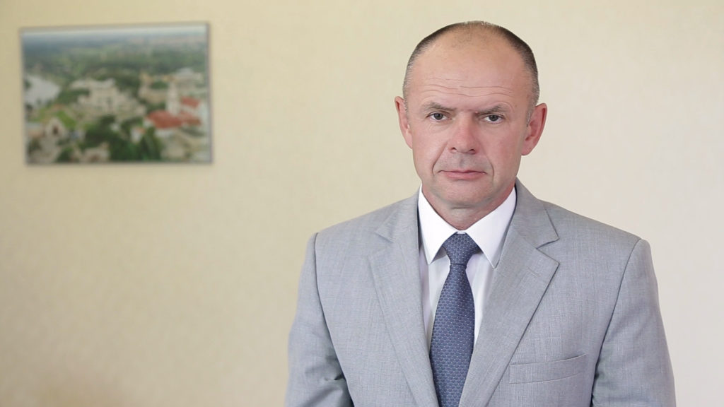 Чым займаецца дэпутат? Жыхары Шчорса-Пралетарскай просяць выбранніка даць справаздачу за праведзеную працу