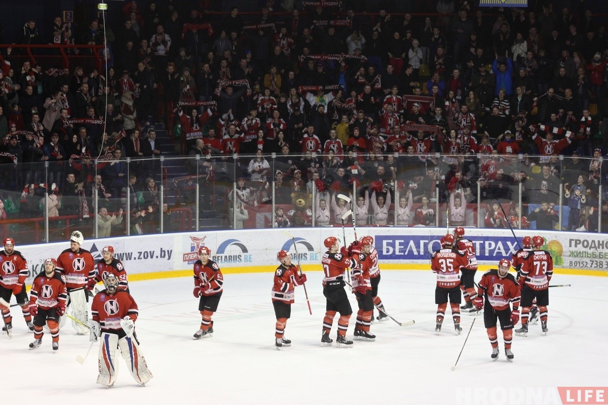 Біліся, але прайгралі: "Нёман" мінімальна саступіў "Шахцёру" ў першым матчы паўфіналу 