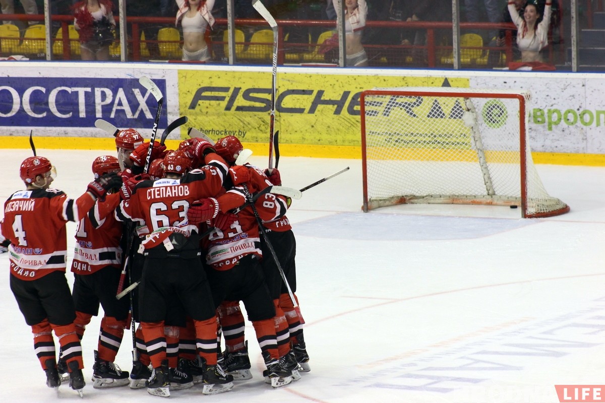 Чарговая перамога над "Шахцёрам" дазволіла "Нёману" выйсці наперад у серыі