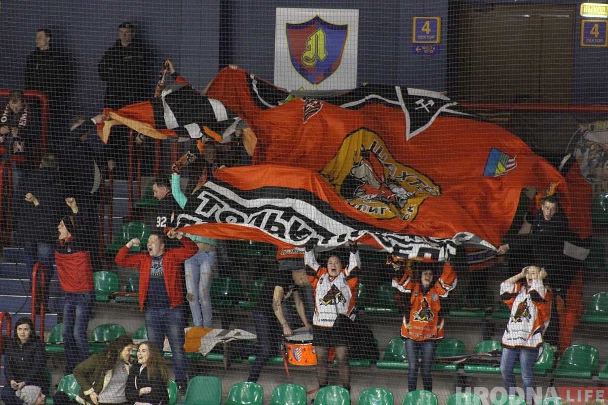 Зноў перамога "кратоў": "Нёман" прайграў у другім матчы паўфіналу