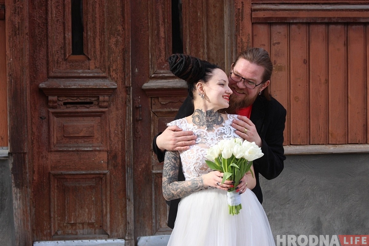 "Такую красоту надо ценить". Почему фотографка снимает молодожёнов в атмосфере Нового света