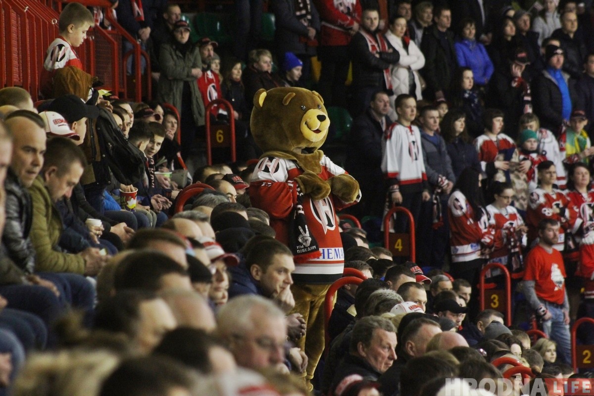 Біліся, але прайгралі: "Нёман" мінімальна саступіў "Шахцёру" ў першым матчы паўфіналу 