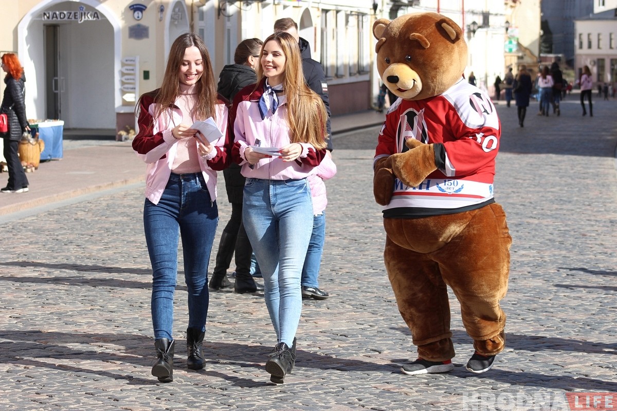 "Можем впервые стать чемпионом". Группа поддержки "Немана" пригласила гродненцев на хоккей